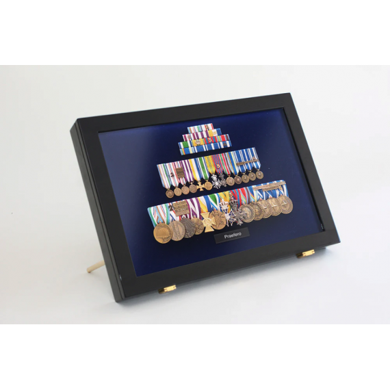 Medalje display - Lima - 46x32 cm - Sort