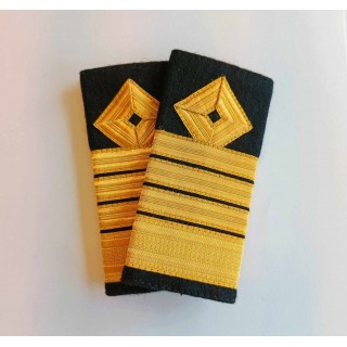 Kaptein - Cruise skip - 4 + (ekstra bred stripe) - Distinksjoner